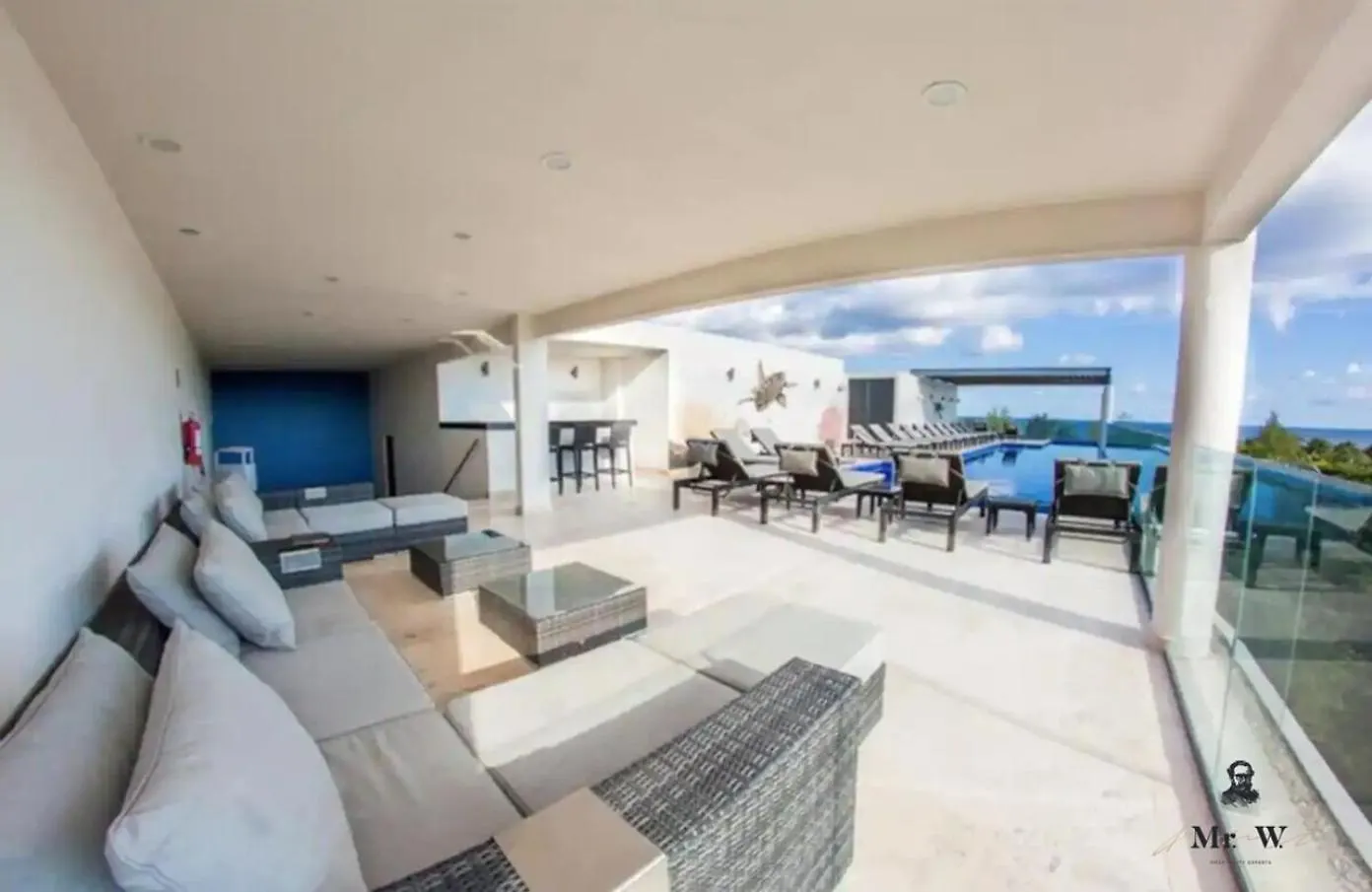 Oceanview Rooftop Pool Spa Tub Steps To Beach プレヤデルカーメン